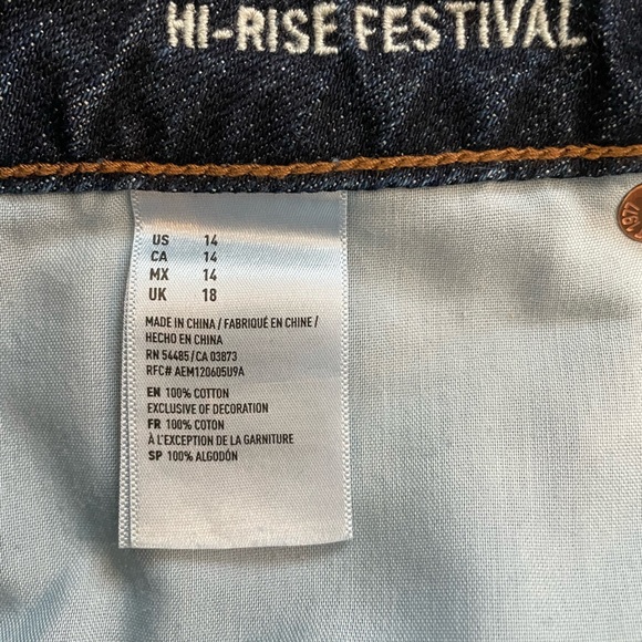 American Eagle HI-RISE FESTIVAL Cut Off Jean Shorts Size 14 - Picture 8 of 11